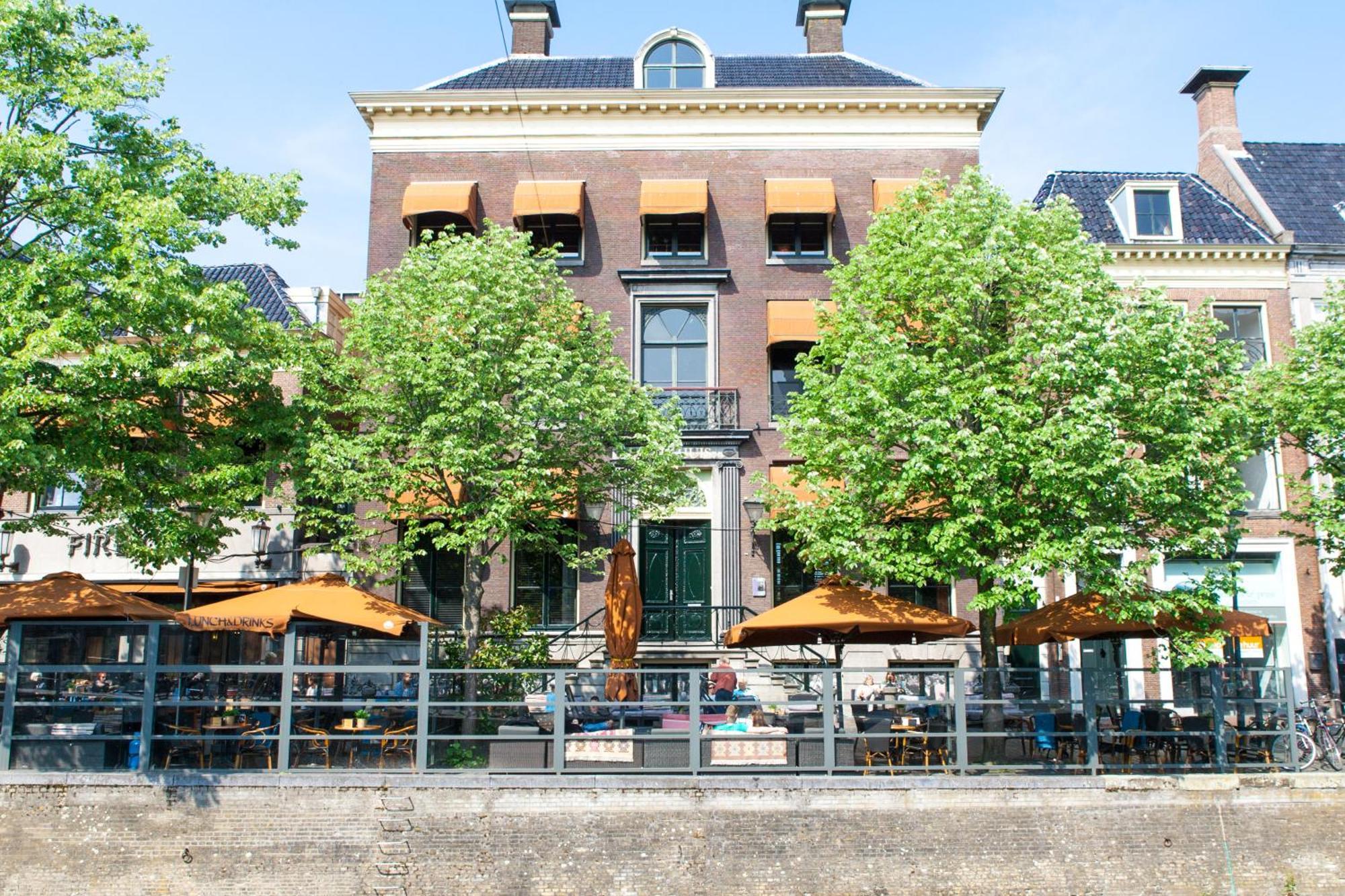Boutique Hotel Catshuis ลีวาร์เดิน ภายนอก รูปภาพ
