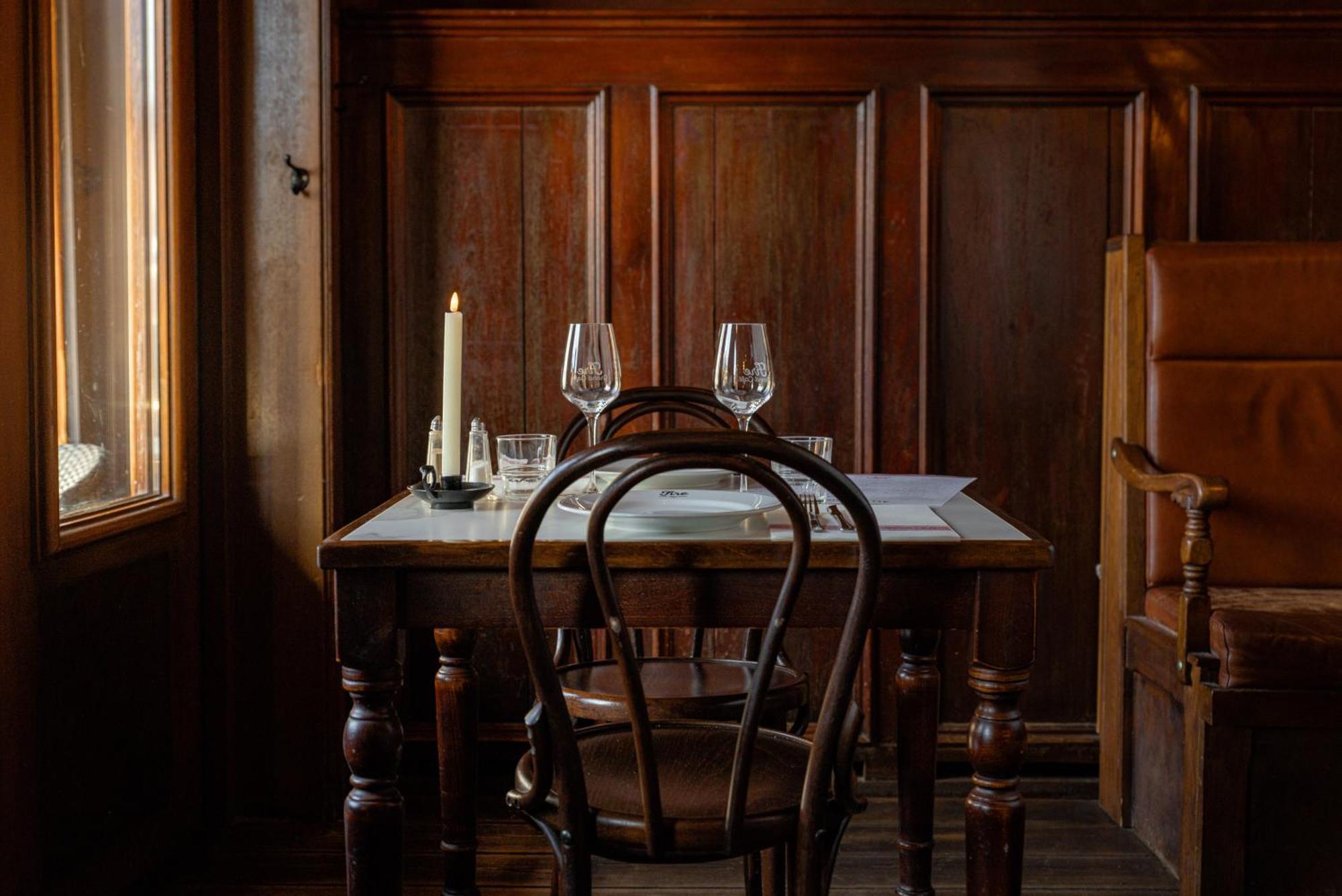 Boutique Hotel Catshuis ลีวาร์เดิน ภายนอก รูปภาพ