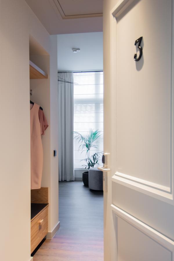 Boutique Hotel Catshuis ลีวาร์เดิน ภายนอก รูปภาพ